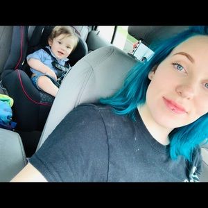 Meet your Posher, Kayla